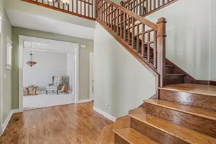 7N072 Willowbrook Dr, Saint Charles, IL 60175 - Photo 3