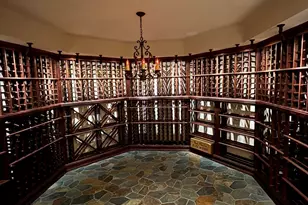 310 N Prairie Ave, Joliet, IL 60435 - Photo 25