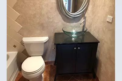 725 W Huntington Commons Road #401, Mount Prospect, IL 60056 - Photo 9