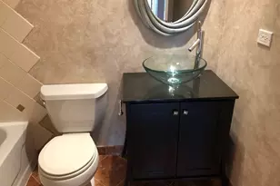 725 W Huntington Commons Rd, Mount Prospect, IL 60056 - Photo 9