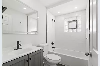 7242 W 86th Street #3A, Bridgeview, IL 60455 - Photo 5