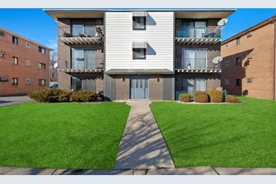 7242 W 86th Street #3A, Bridgeview, IL 60455 - Photo 1