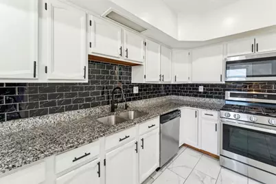 2547 Davisson Street, River Grove, IL 60171 - Photo 9