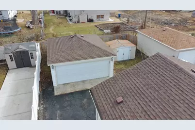 7827 Meade Avenue, Burbank, IL 60459 - Photo 15