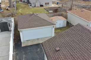 7827 Meade Ave, Burbank, IL 60459 - Photo 15