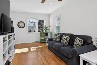 18 S Hudson Street, Westmont, IL 60559 - Photo 3