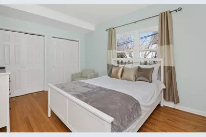 18 S Hudson Street, Westmont, IL 60559 - Photo 9