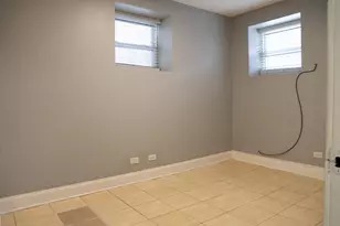 6605 S Kimbark Ave, Chicago, IL 60637 - Photo 9