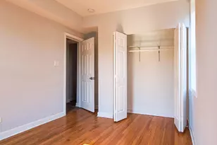 619 E Groveland Park, Chicago, IL 60653 - Photo 5