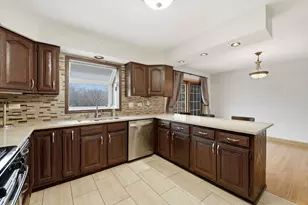 765 Concord Ln, Hoffman Estates, IL 60192 - Photo 11