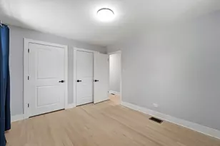 10025 S 86th Ct, Palos Hills, IL 60465 - Photo 15