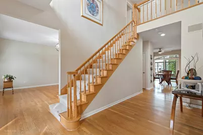 18024 W Pond Ridge Circle, Gurnee, IL 60031 - Photo 3