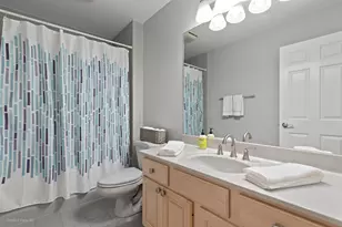 18024 W Pond Ridge Cir, Gurnee, IL 60031 - Photo 25