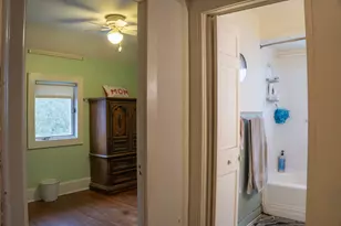 223 W Avon St, Freeport, IL 61032 - Photo 11