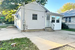 1061 Cottage Pl, Joliet, IL 60436 - Photo 21