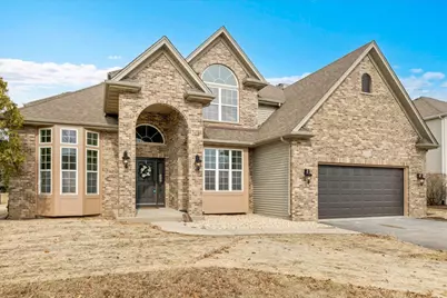 555 Bluestem Drive, Yorkville, IL 60560 - Photo 3