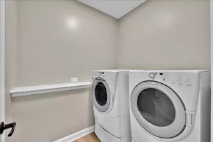 555 Bluestem Dr, Yorkville, IL 60560 - Photo 17