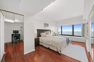 175 E Delaware Pl, Chicago, IL 60611 - Photo 13