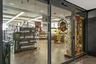 175 E Delaware Pl, Chicago, IL 60611 - Photo 29