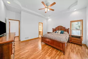 671 Lasalle Dr, Lake Holiday, IL 60552 - Photo 11