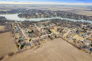 671 Lasalle Dr, Lake Holiday, IL 60552 - Photo 61