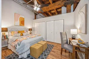 824 W Superior St, Chicago, IL 60642 - Photo 11