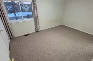 [Address not provided], Buffalo Grove, IL 60089 - Photo 11