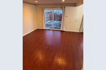 [Address not provided], Buffalo Grove, IL 60089 - Photo 3