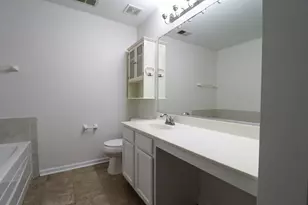 1424 Westhampton Dr, Plainfield, IL 60586 - Photo 15