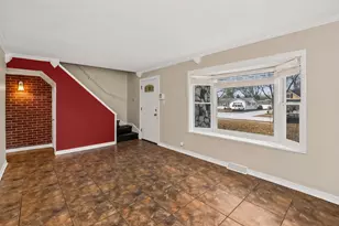 647 N Kramer Ave, Lombard, IL 60148 - Photo 5