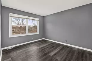 647 N Kramer Ave, Lombard, IL 60148 - Photo 13