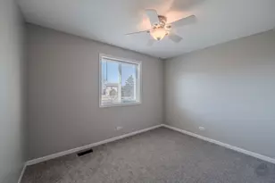 2722 Wilshire Ct, Aurora, IL 60502 - Photo 17