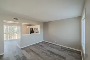 2722 Wilshire Ct, Aurora, IL 60502 - Photo 5
