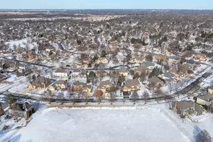 364 Avena Cir, Naperville, IL 60565 - Photo 33