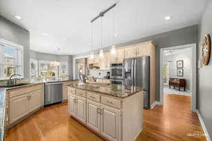 364 Avena Cir, Naperville, IL 60565 - Photo 9