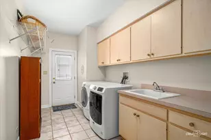 364 Avena Cir, Naperville, IL 60565 - Photo 15