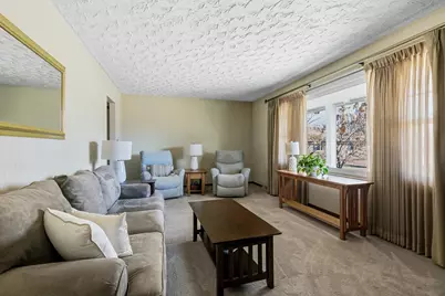 504 E 9th Avenue Court, Coal Valley, IL 61240 - Photo 11