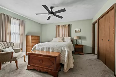 504 E 9th Avenue Court, Coal Valley, IL 61240 - Photo 15