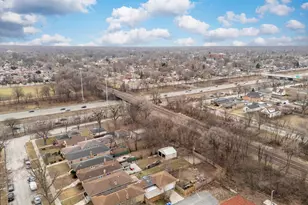 9747 S Harvard Ave, Chicago, IL 60628 - Photo 33