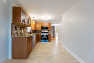 9747 S Harvard Ave, Chicago, IL 60628 - Photo 7