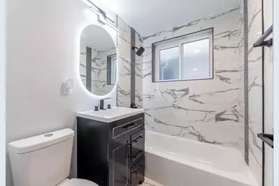 9747 S Harvard Avenue, Chicago, IL 60628 - Photo 11