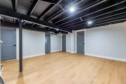 9747 S Harvard Avenue, Chicago, IL 60628 - Photo 17