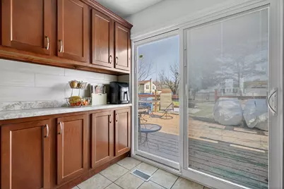 3945 County Farm Road, Hanover Park, IL 60133 - Photo 9