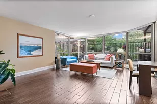 1310 N Ritchie Ct, Chicago, IL 60610 - Photo 5