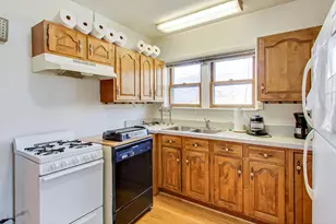8128 Laramie Ave, Skokie, IL 60077 - Photo 17