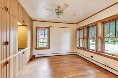 8128 Laramie Avenue, Skokie, IL 60077 - Photo 5