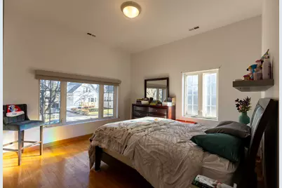 4716 N Kilbourn Avenue, Chicago, IL 60630 - Photo 23