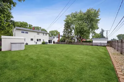 919 E Ironwood Drive, Mount Prospect, IL 60056 - Photo 23