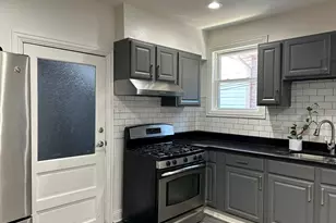 4858 W Concord Pl, Chicago, IL 60639 - Photo 5