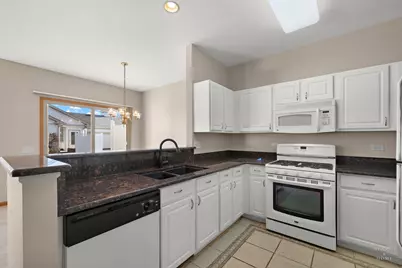 [Address not provided], Huntley, IL 60142 - Photo 5